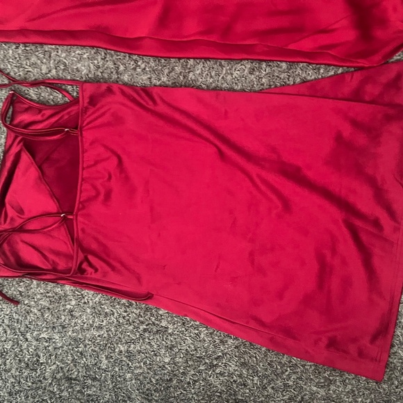 Dress - Picture 2 of 2